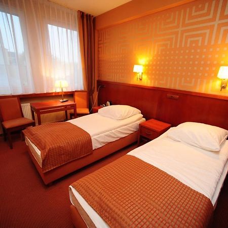 Hotel Gwda Пила Екстериор снимка